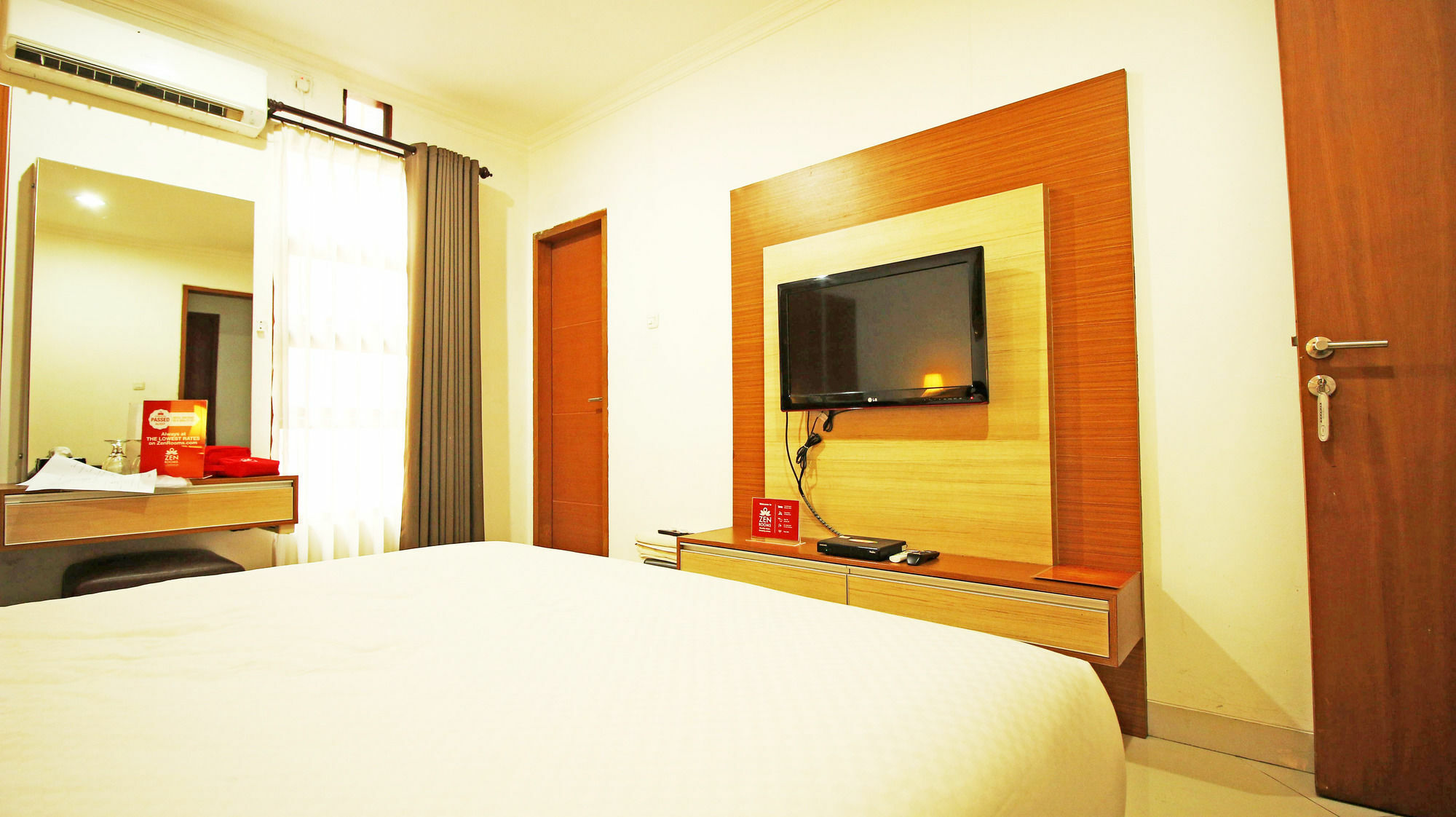 Zen Rooms Mundinglaya Dago Bandung Exterior foto